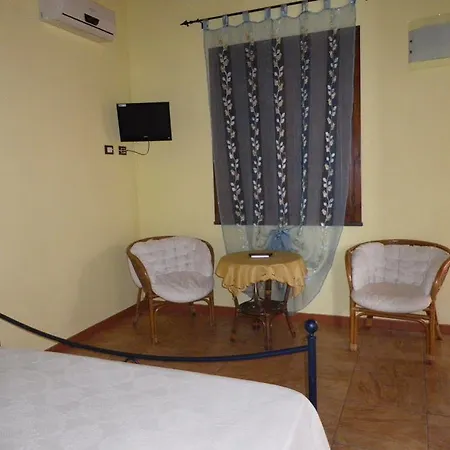 مزرعة للإقامة Cuccuruaio'